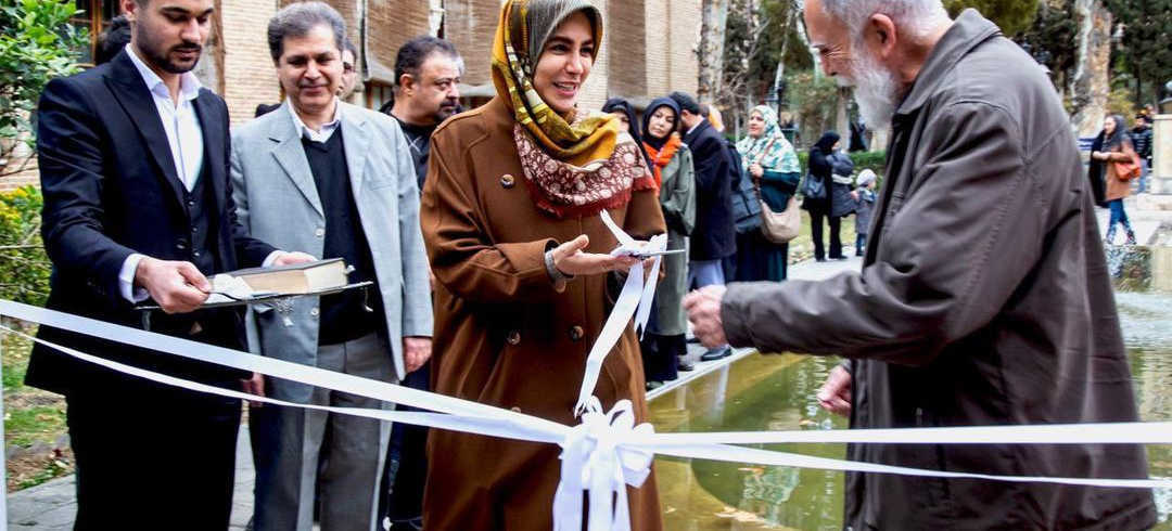 با حضور نادره رضایی؛ بخش “هنر فاخر ملی” جشنواره تجسمی فجر آغاز به کار کرد